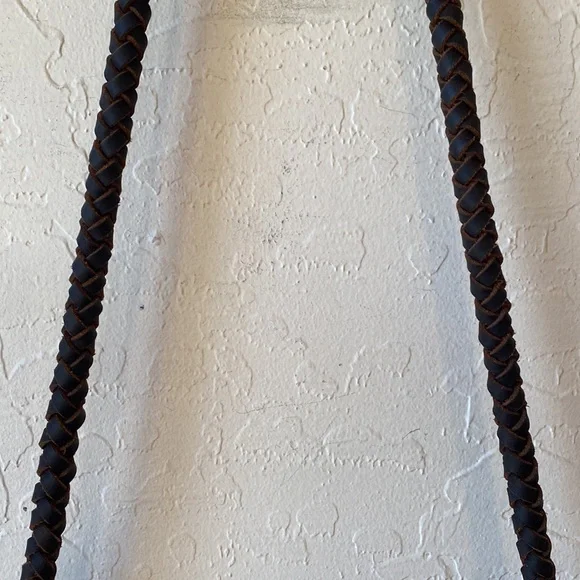 🎉 HOST PICK‼️ GORGEOUS AUTHENTIC LOUIS VUITTON REVAMPED CROSSBODY BAG‼️ - Picture 4 of 16